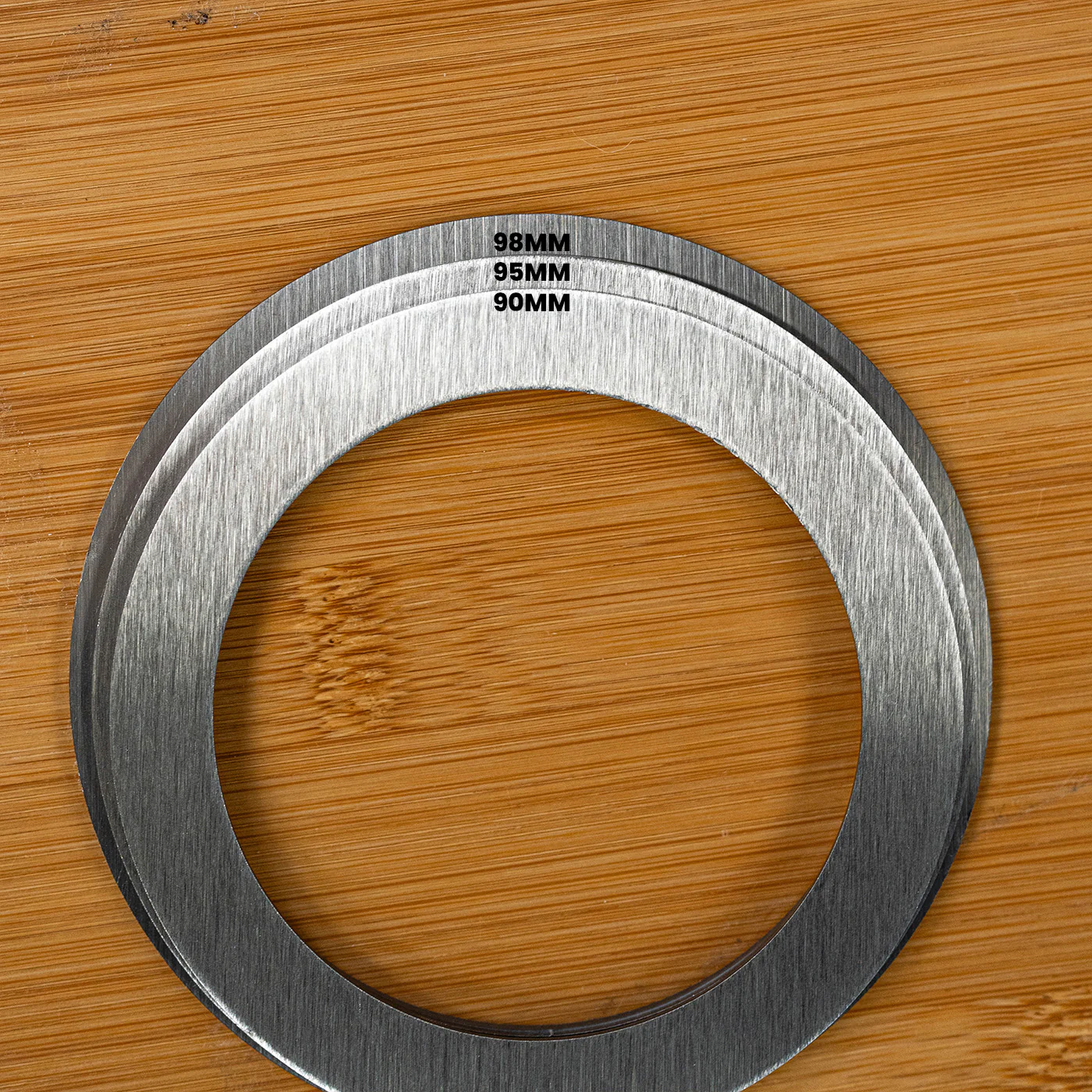Stainless Steel Baking Ring with Heat Resistant Handles - 90mm - Image 2